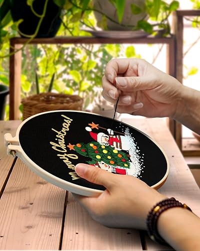 Miniatura 3 de Kit de bordado de Navidad para principiantes adultos, 3 juegos de kit de práctica de puntada de bordado, incluye aros de tela bordada, hilos para