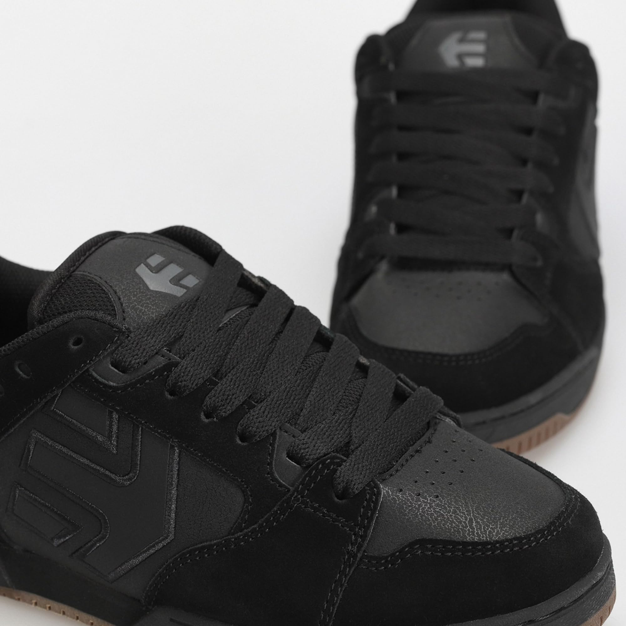 Etnies Faze - Skate Tech Mesh, Construction Renforcée, Confort Coussiné, Baskets du Quotidien