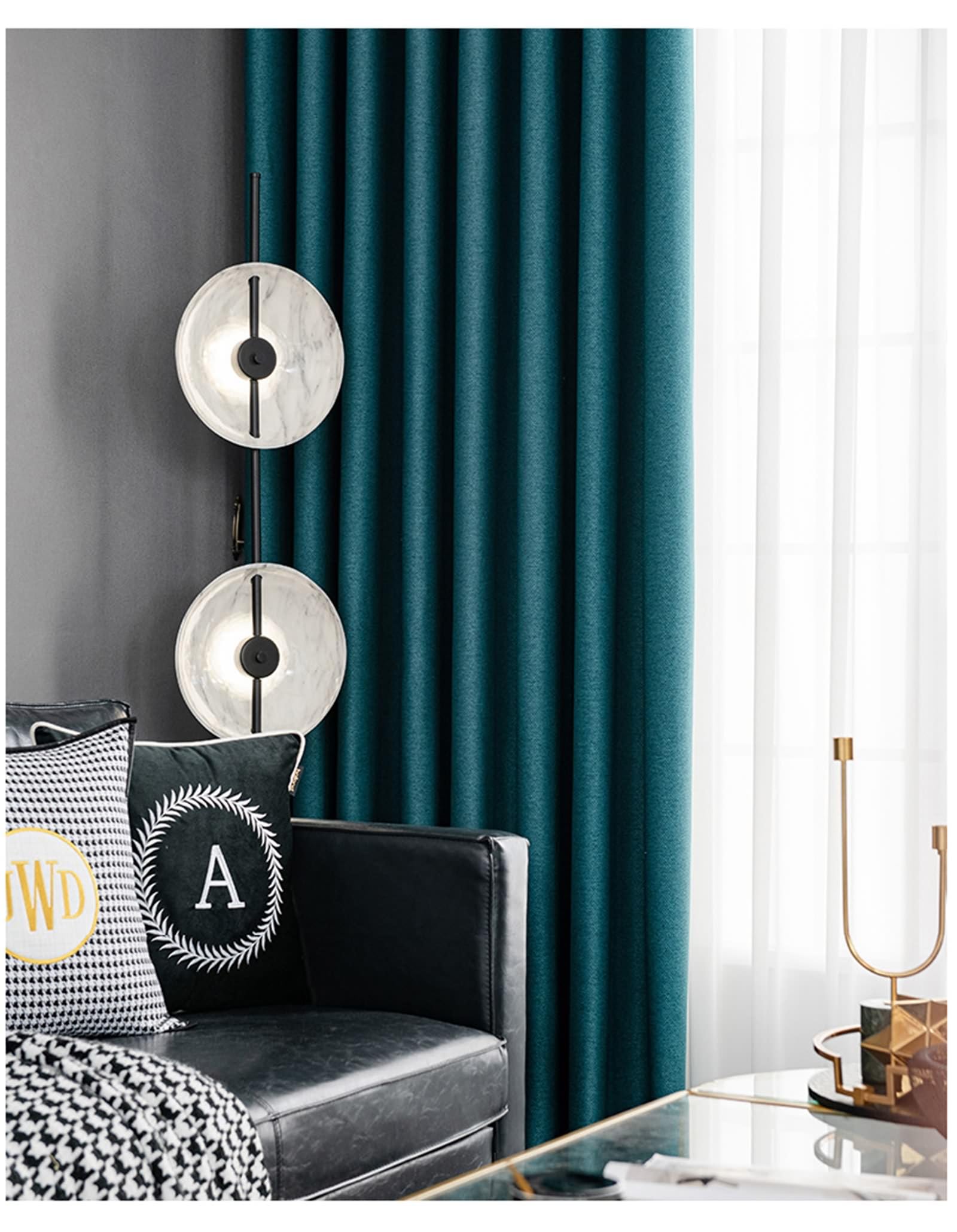 Rideaux occultants thermiques Beydodo lot de 2 rideaux oeillets bleu paon 137x160 polyester