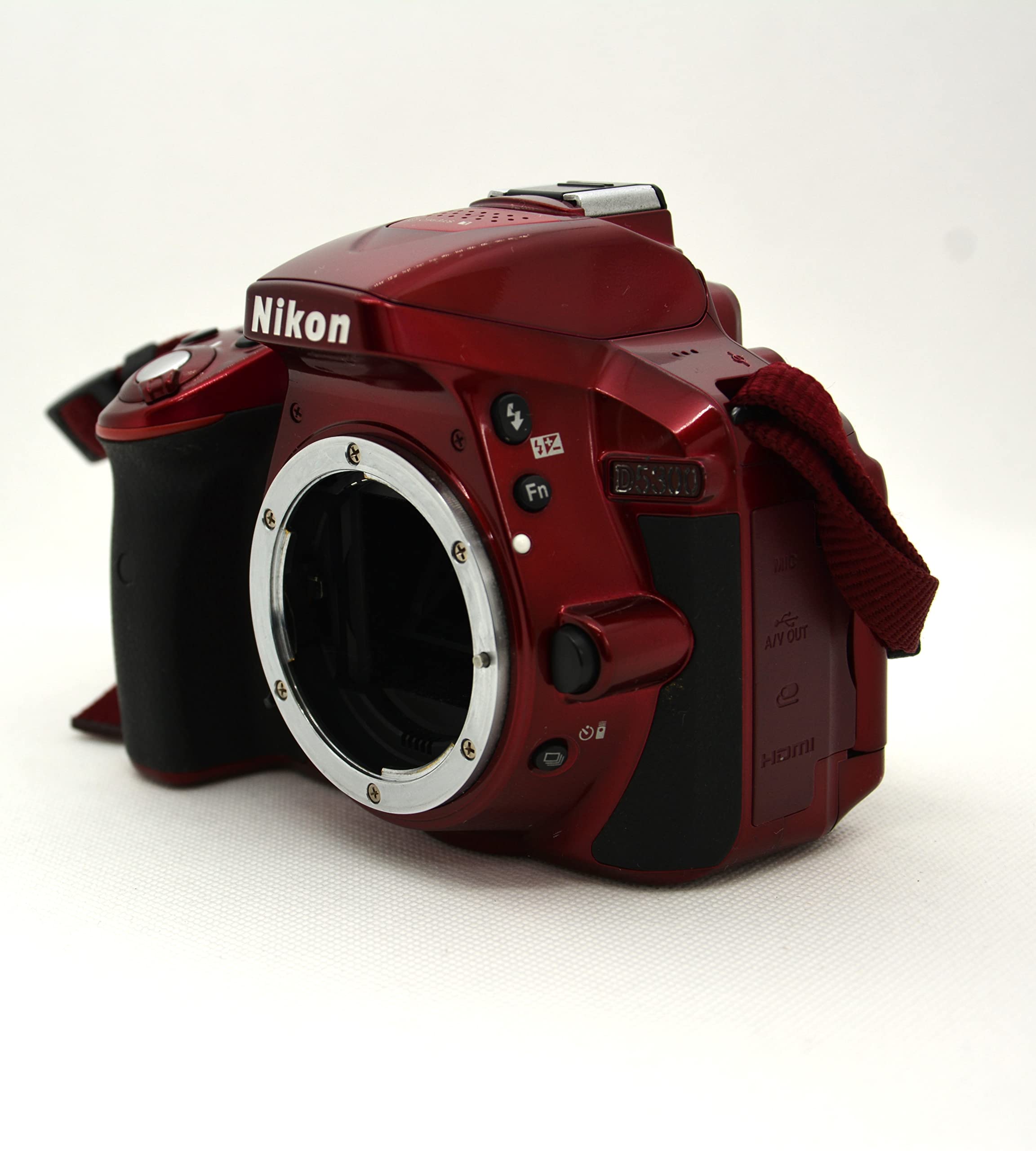 Amazon | Nikon デジタル一眼レフカメラ D5300 レッド 2400万画素 3.2  