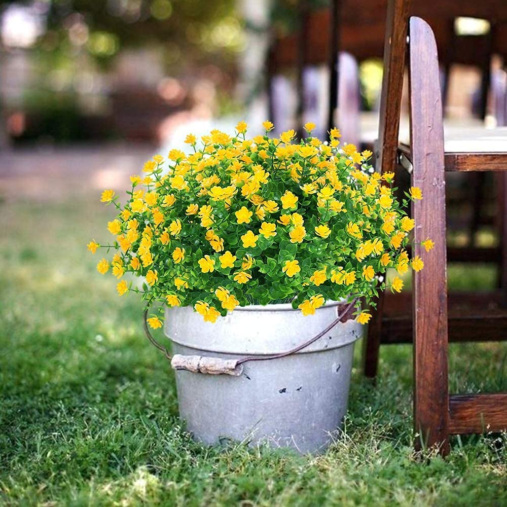 8 Piezas Flores Artificiales Flor Falsas Arbustos Verdes Balcón Resistentes a los Rayos UV Plantas para Colgar Verde Plantas Artificiales Eucalipto para Ventanas Bodas Fiestas(Amarillo)