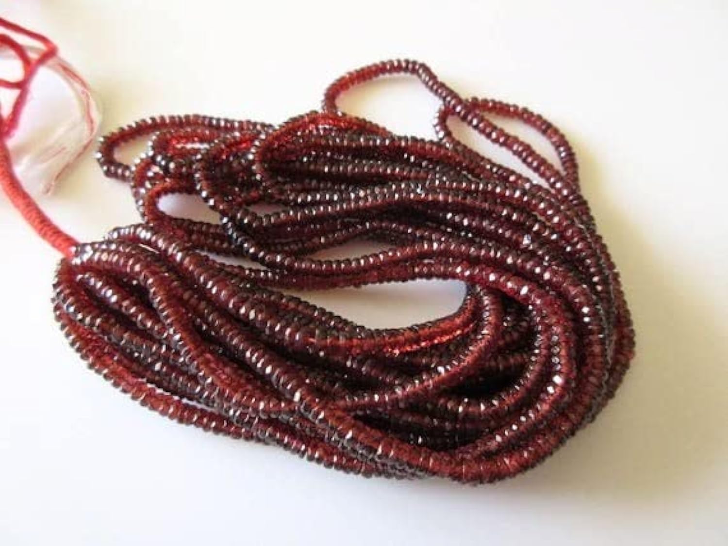 Grenat facetté rondelle 4mm : perles naturelles haut de gamme pour création de bijoux de luxe
