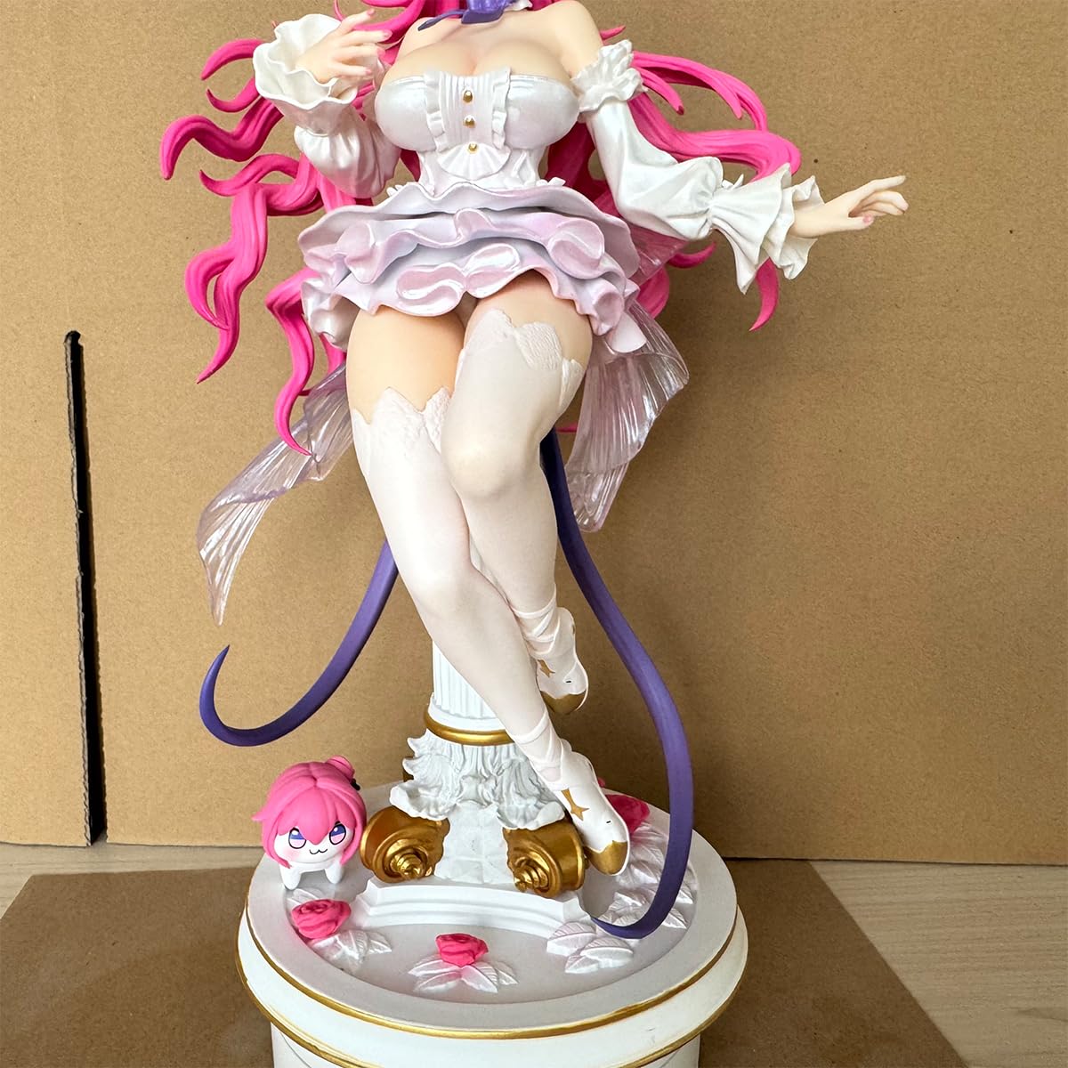 Goddess of Victory: NIKKE Dorothy 1/6 Figure Anime Game Character Desktop Ornaments Gift Figurine PVC