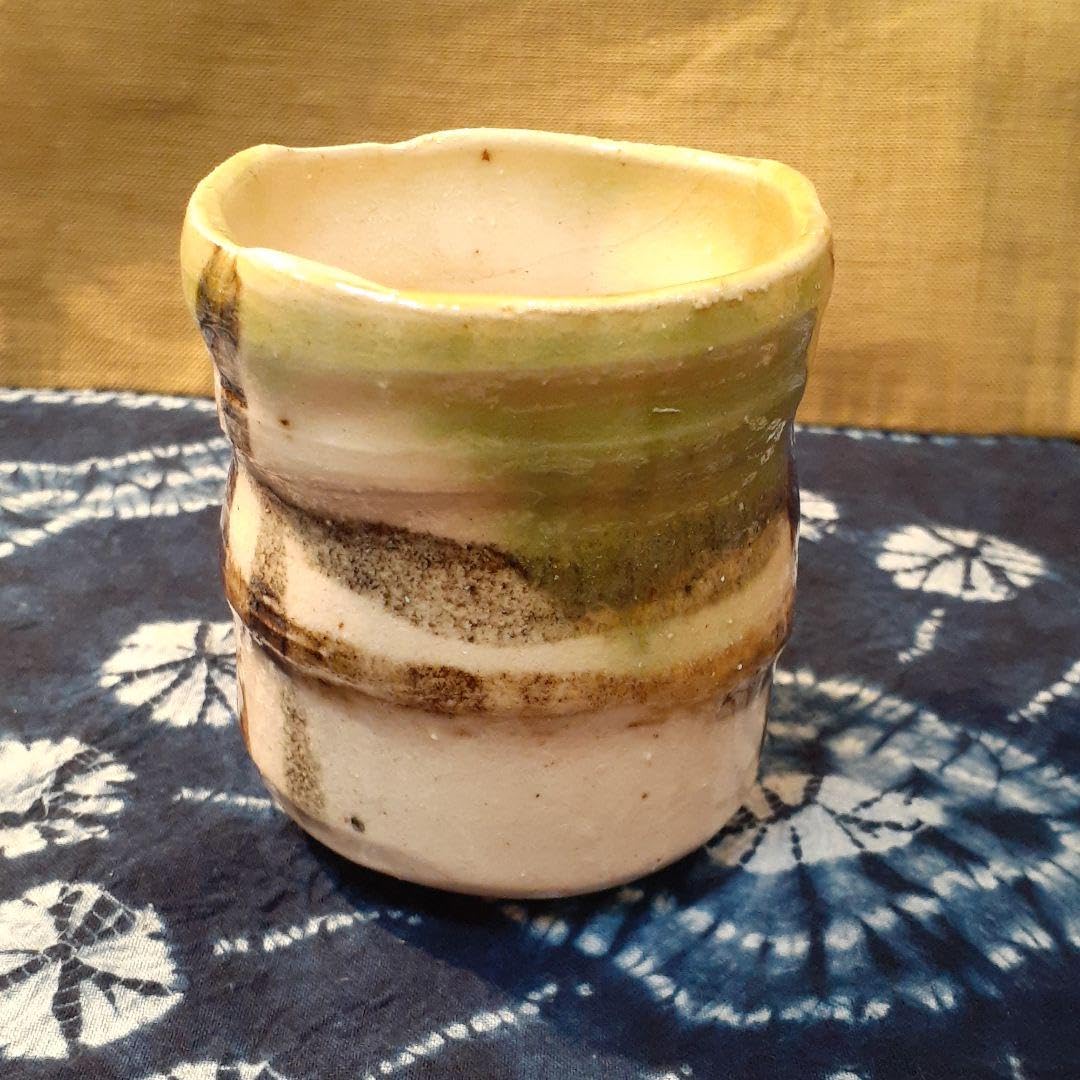 Amazon.co.jp: 故、加藤仁 作 井ケ田紋様織部茶碗 : 文房具・オフィス用品 