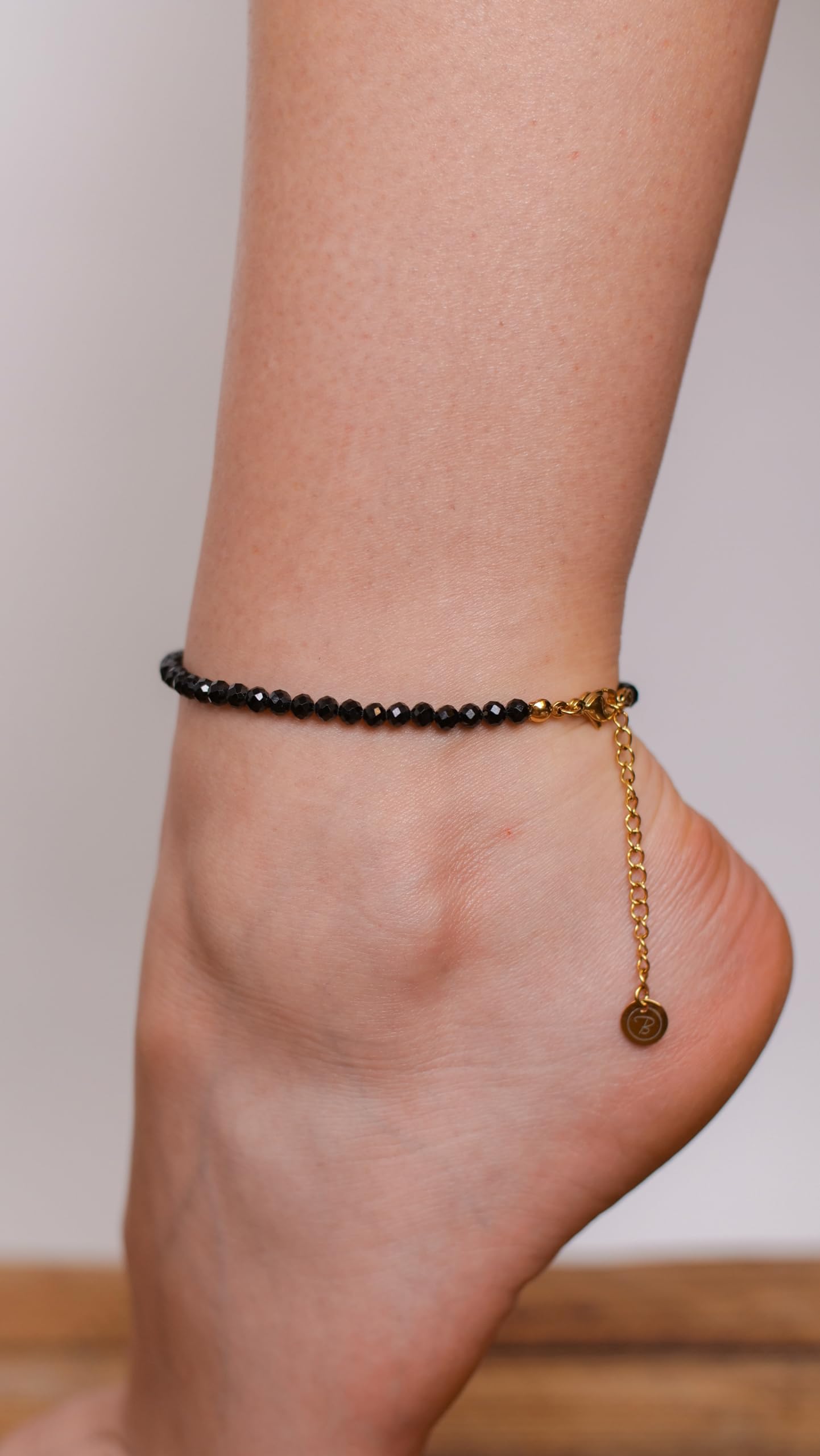 BERGERLIN Perlen Fußkettchen für Damen - Naturstein geprüft in Deutschland - Echte Naturstein Perlen Fußkette mit 925 Sterling Silber oder vergoldetem Verschluss, für Damen und Herren