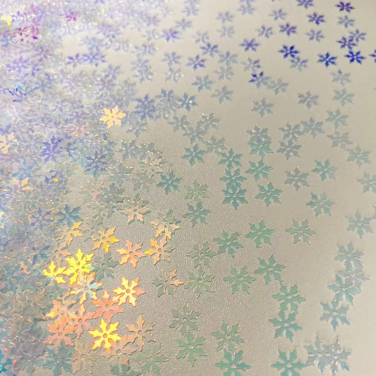 2000 Pieces/50g Snowflakes Party Glitter PVC Confetti for Christmas Table Confetti Glitter for Winter Snowfield Wonderland Xmas Party Supplies DIY Craft Projects Party Decorations