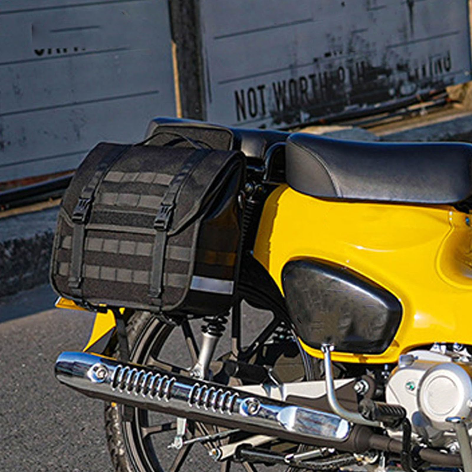 Sakwy Motocyklowe Czarne Wodoodporne Torby Bagażowe Wodoodporne Wielofunkcyjne Torby Boczne Motocyklowe z Mechanizmem Szybkiego Wypinania dla Podróżujących na Długich Dystansach