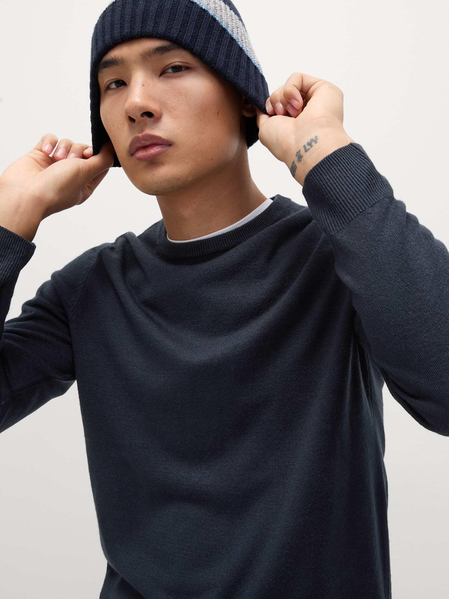Marks & Spencer Pull Col Rond Cashmilon™ Homme, Coupe Standard