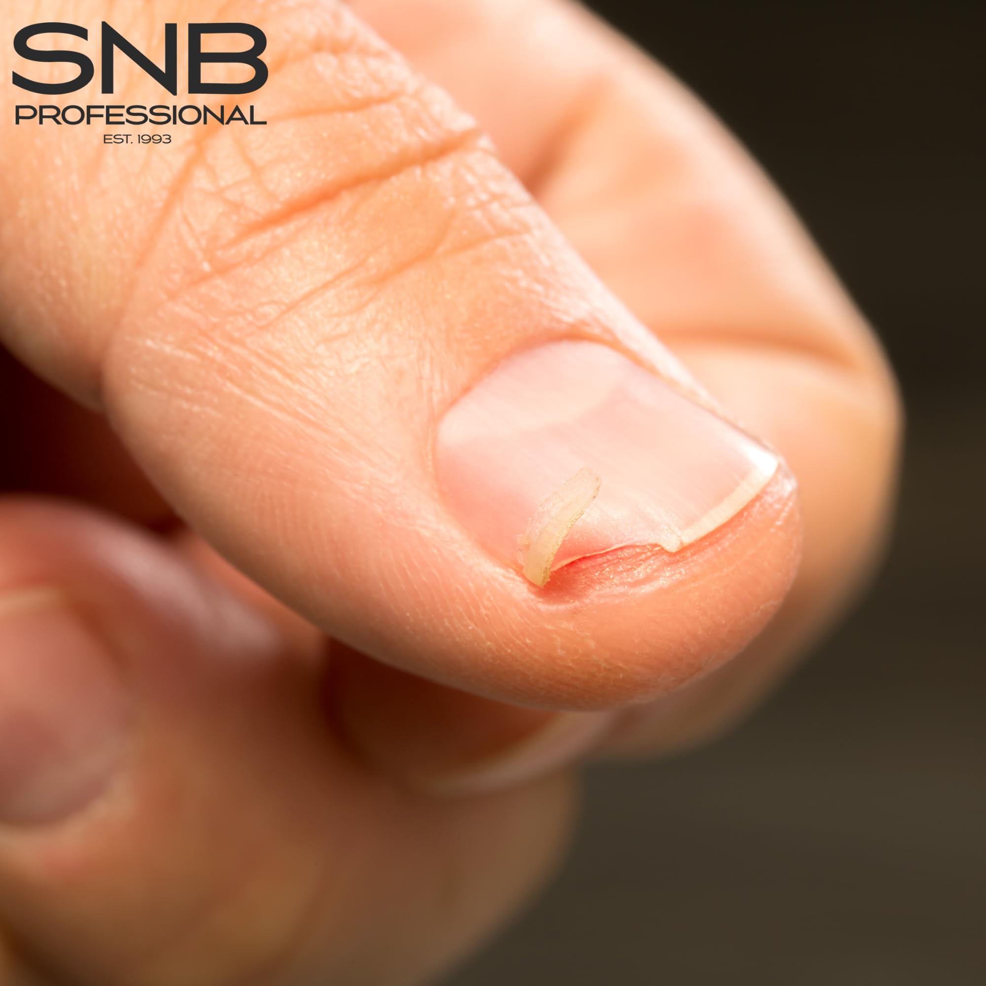 SNB Professional - Addolcitore per unghie con bisabololo, 50 ml, cura efficace dei denti delle unghie e dei bordi delle unghie induriti, ammorbidente per cuticole e piastre per unghie, cura