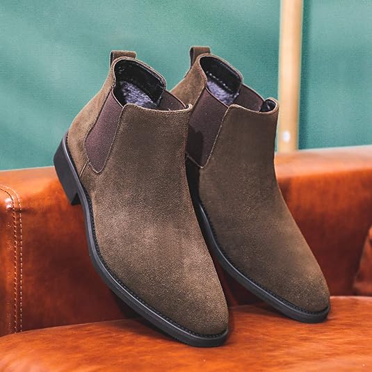 Stivali scamosciati uomo: texani o chelsea boots