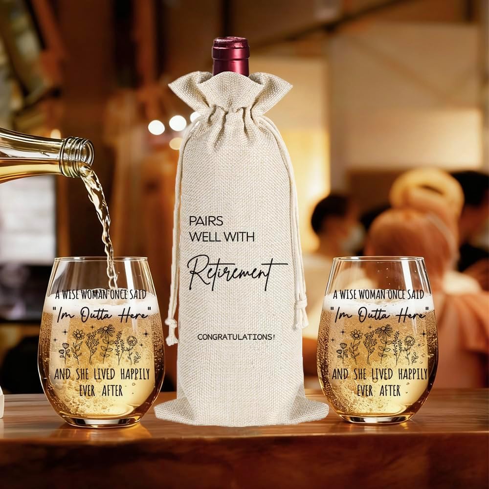Funny Retirement Gifts for Women, Colleague Leaving Work Wine Glass, Retiring Gift for Coworker Boss Friends Mom Grandma, The Wise Women Retired Humor Happy Retirement Gift
