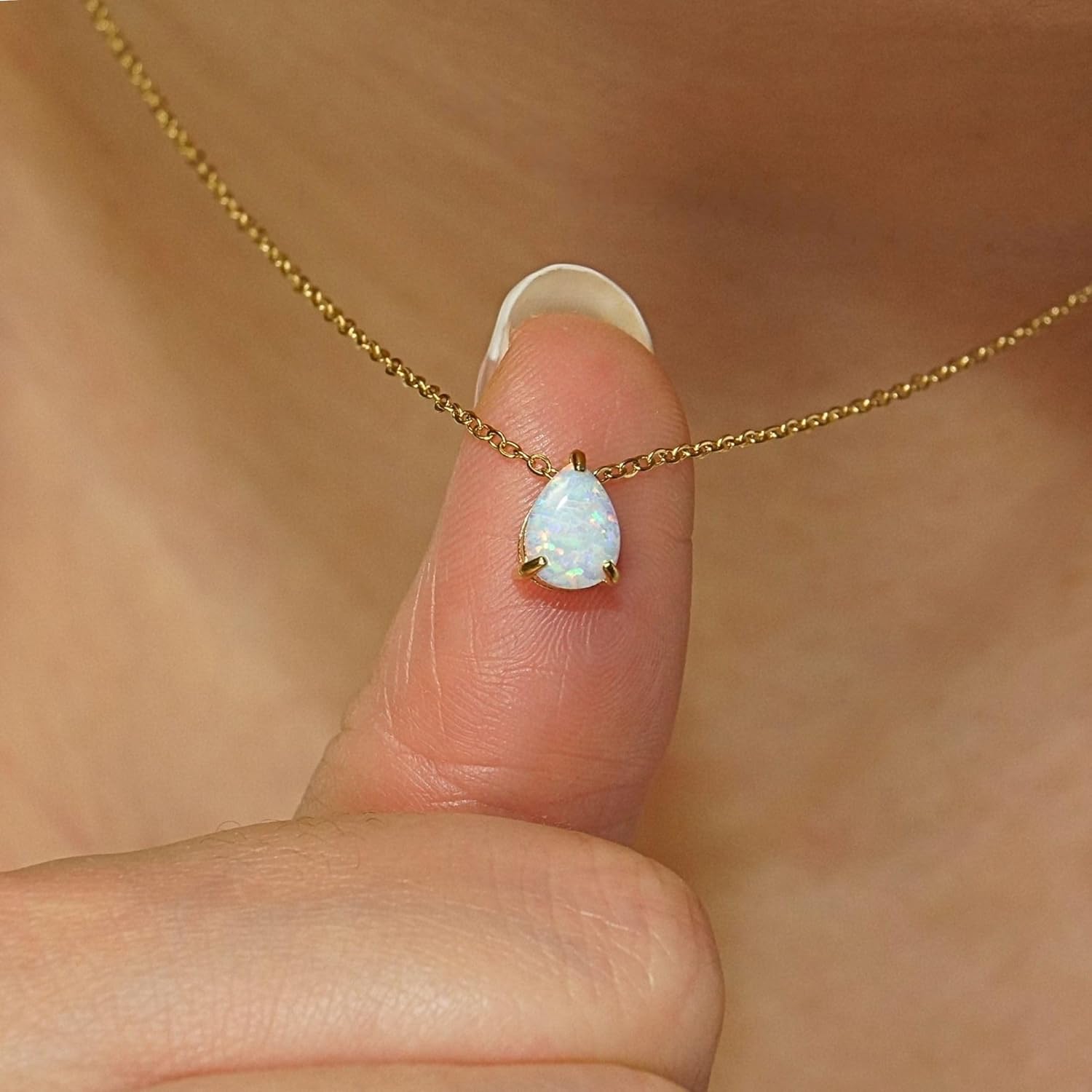 QueenBee Dainty Teardrop Gemstone Pendant Necklace, Birthstone Necklace 14 Gold Plated Chain, Delicate Jewelry Gift for Her