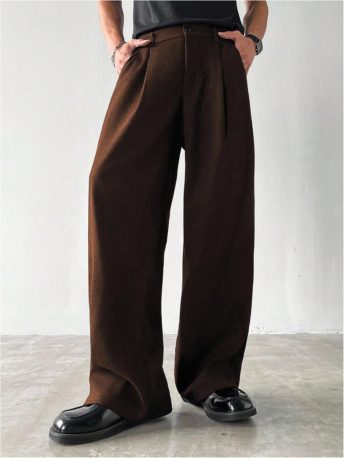 OYOANGLE Men's Pleated Dress Pants Zipper Fly Straight Leg Business Casual Trousers with Pockets