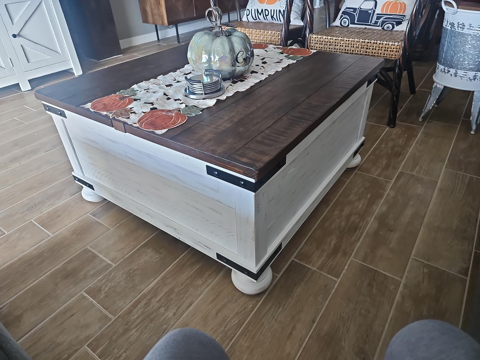 17/mo Finance Signature Design by Ashley Wystfield Farmhouse Square