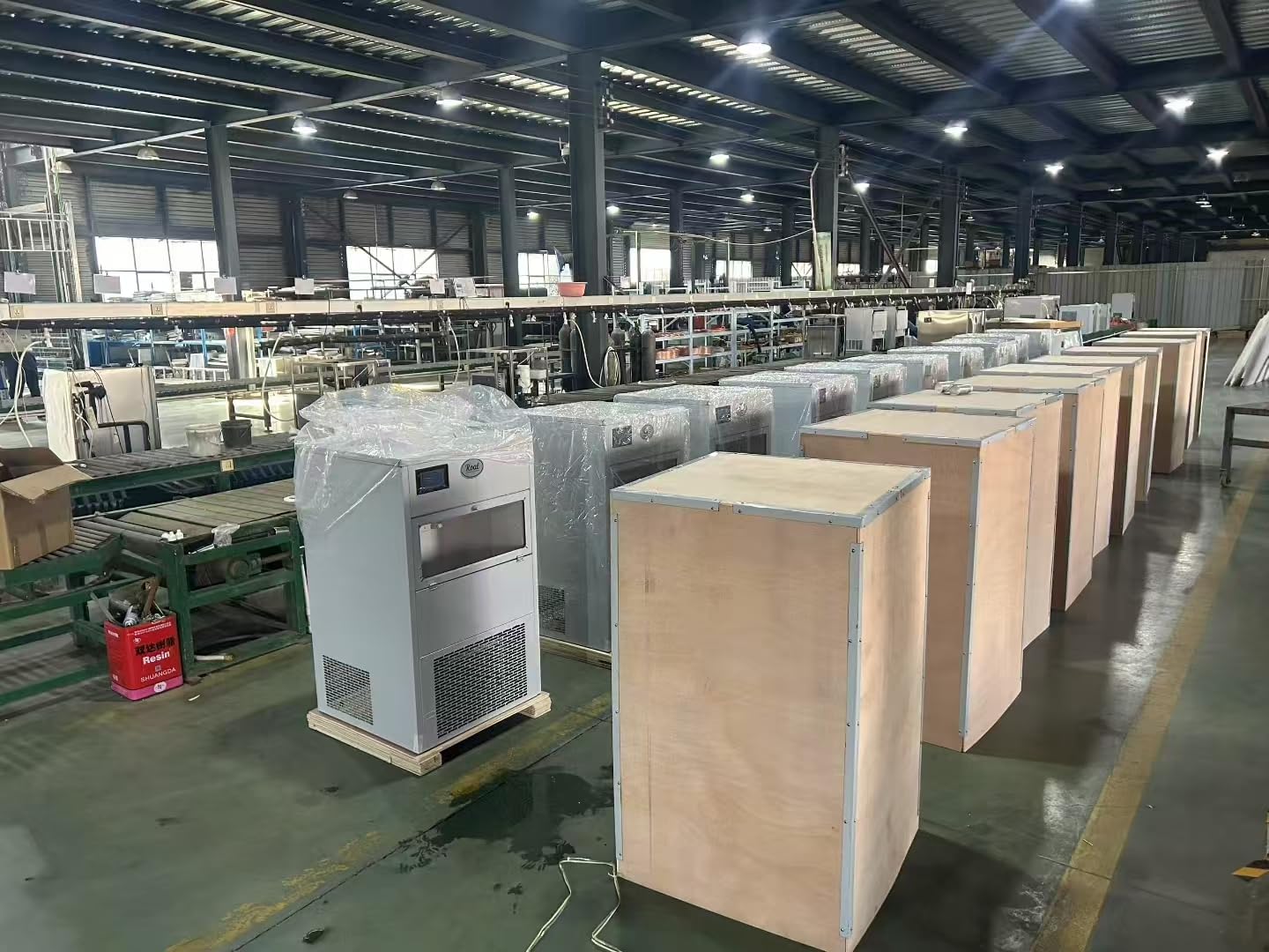 Lab Chiller Circulator, -5℃ ~100℃ Circulator Pump Chiller, 6L Chiller Lab Low Temperature Cooling Liquid, LCD Display, 304 Stainless Steel Water Bath Recirculating Water Cooling Chiller