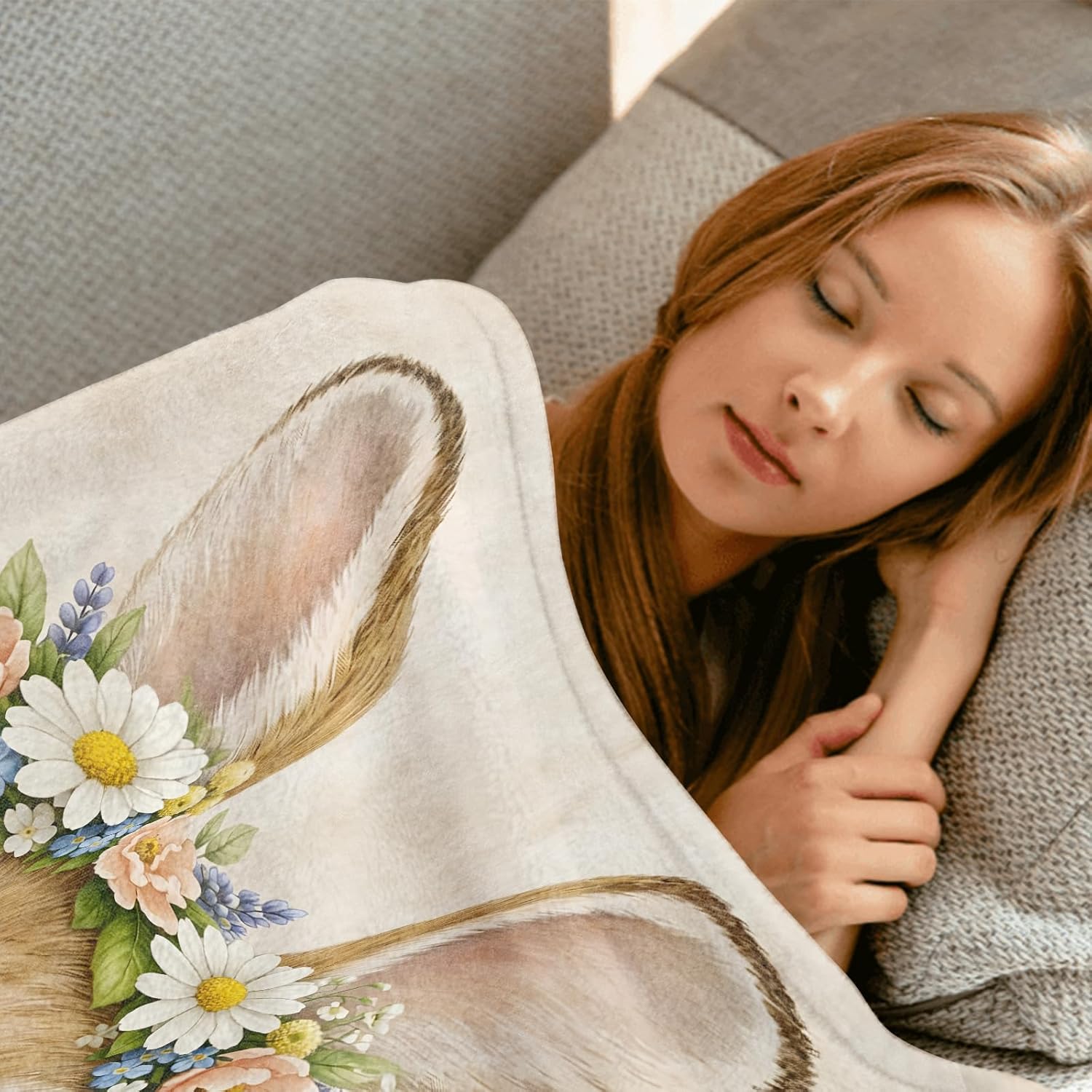 Cute Bunny Flower Blanket Soft Lightweight, Whimsical Rabbit Floral Flannel Throw Blankets for Couch Sofa Camping Office Travel Home Bedroom Decor, Kids Women Gifts 60"X50"