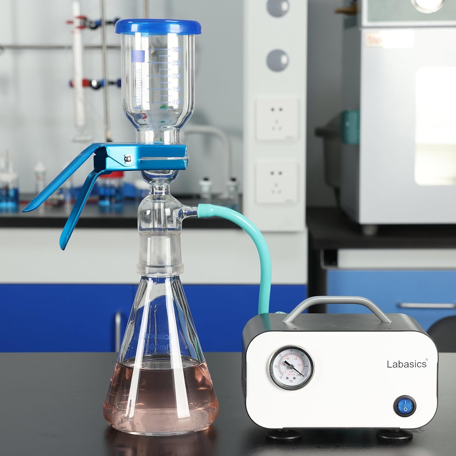 Labasics Vacuum Filtration Apparatus, Borosilicate Glass, 10μm Sand Core Filter Plate, 500 ml Filter Flask, with 300ml Graduated Beaker