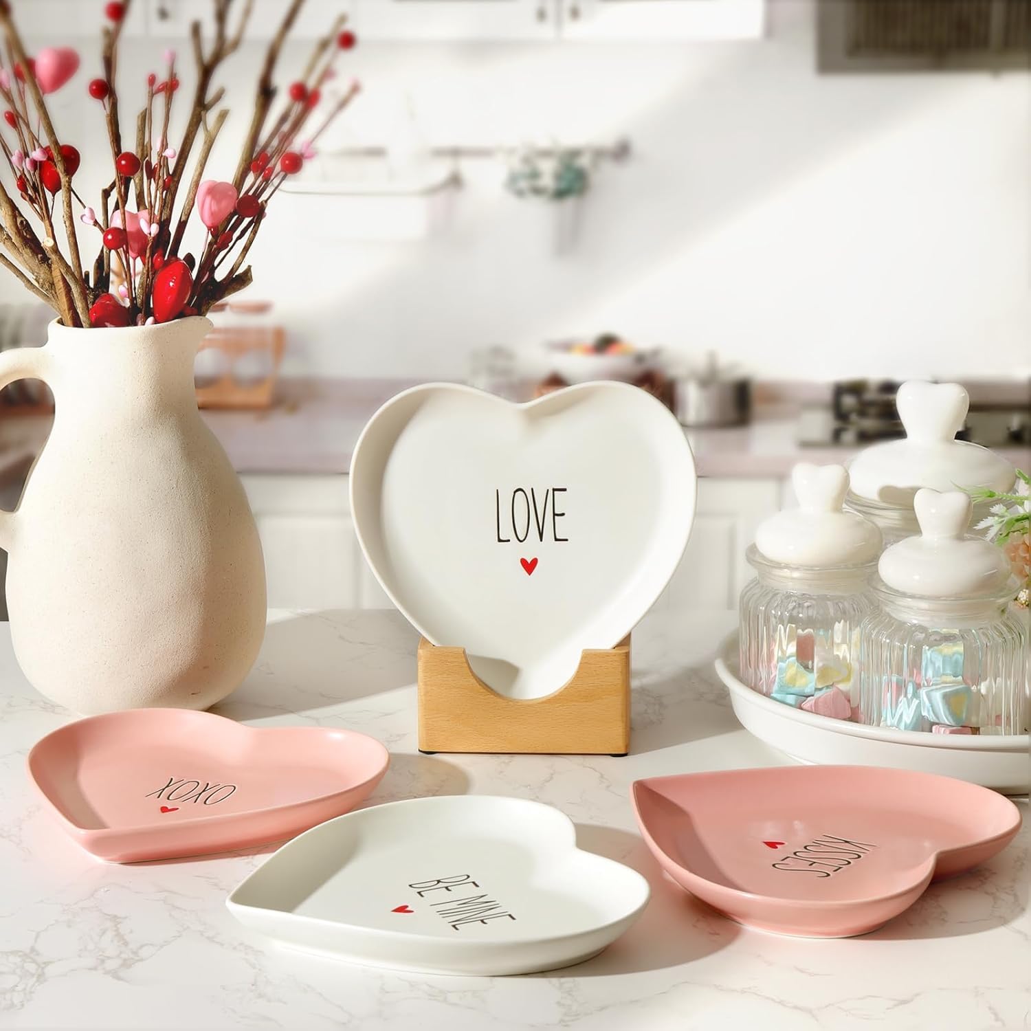 Heart Plates Valentines Day Decor: 4pcs Pink White Heart Shaped Ceramic Dessert Plates Porcelain Galentines Day Plates, Romantic Valentines Day Decorations for the Home Gifts Party Supplies