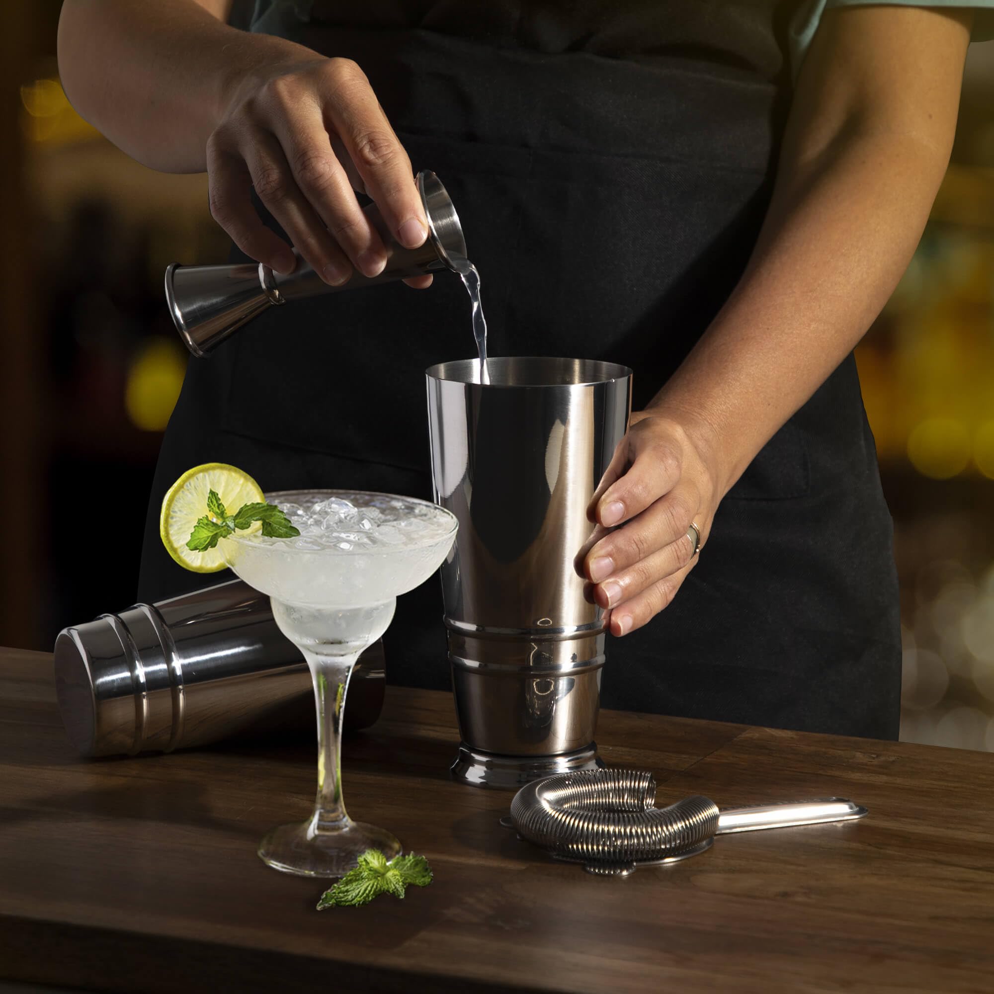 Set di 4 shaker Boston con colino Hawthorne e misurino giapponese, in acciaio inox 304, set da cocktail ponderato – Set shaker Boston – Shaker per barista – Shaker per cocktail