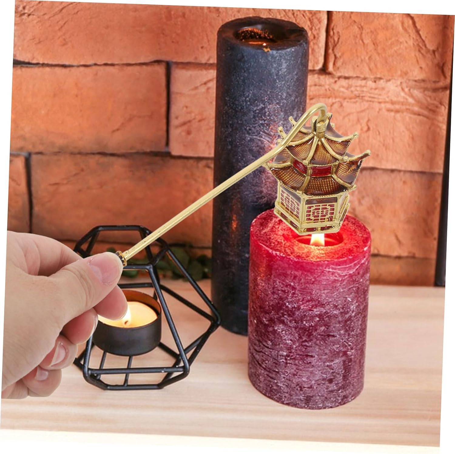 Cabilock Candle Snuffer Handle Efficient Extinguisher for Scented and Jar Candles Nonslip Grip for Dousing