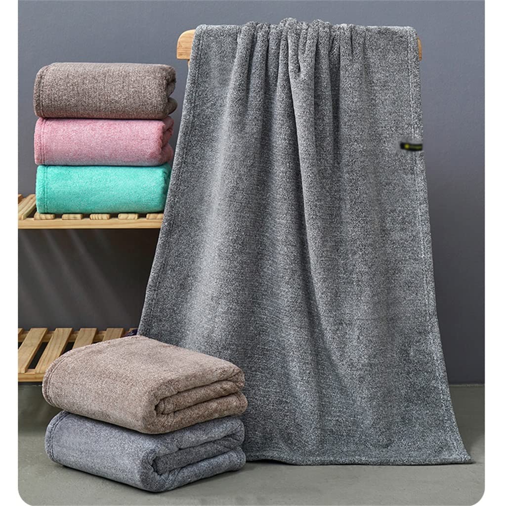Il piccolo asciugamano in cotone lava un viso con l'acqua di aspirazione domestica e asciuga i capelli amanti non è facile far cadere i capelli for fare il bagno