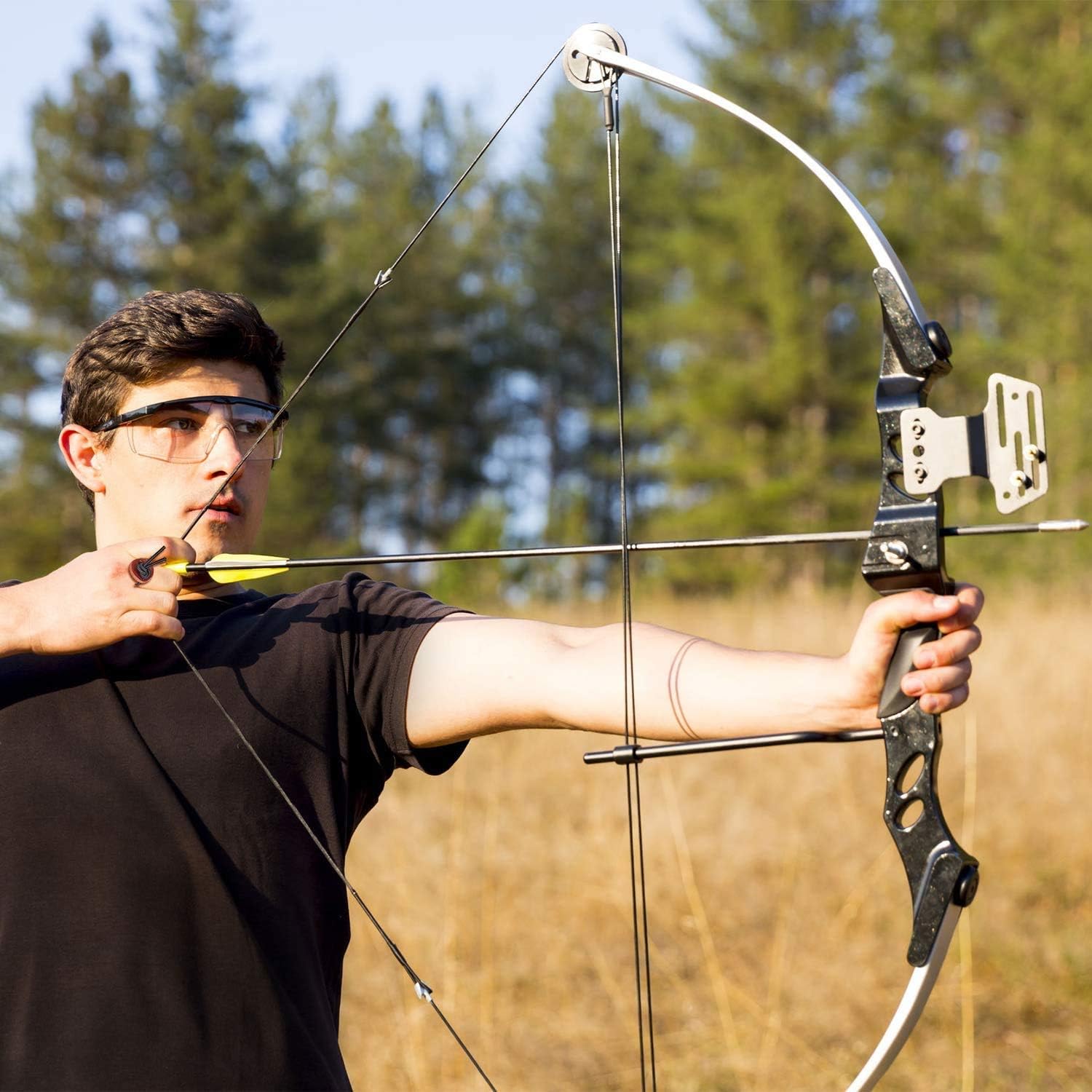 NedFoss Leather Archery Finger Tab, Right Left Handed Shooting Tabs Finger Protect Guard for Recurve Bow, Compound Bow, Shooting Practice Gear (1 Pack) : Sports & Outdoors