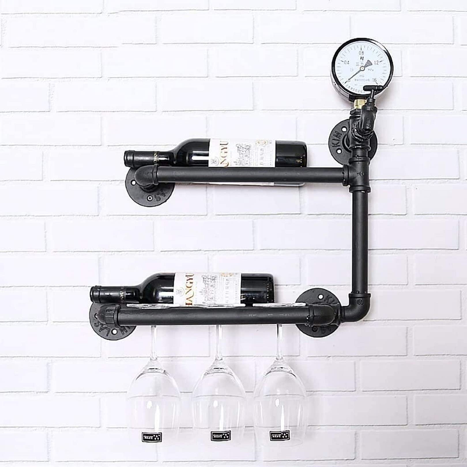 Casier à vin style conduite d'eau pour sublimer votre salon moderne