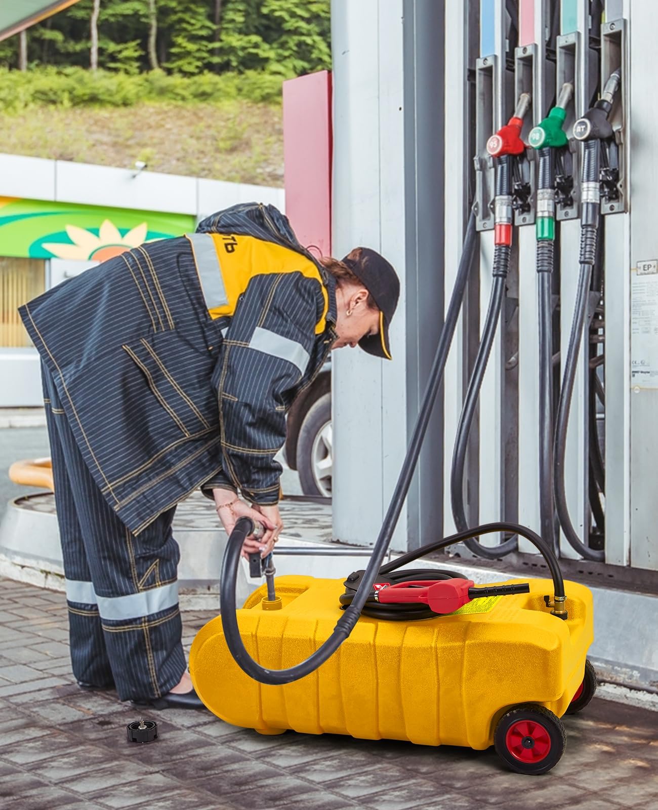 Bidón de combustible móvil con ruedas | Depósito de combustible HDPE con manguera de 10 pies, válvula de latón y pistola de combustible, bidón de gasolina, apto para coche, barco, ATV, cortacésped