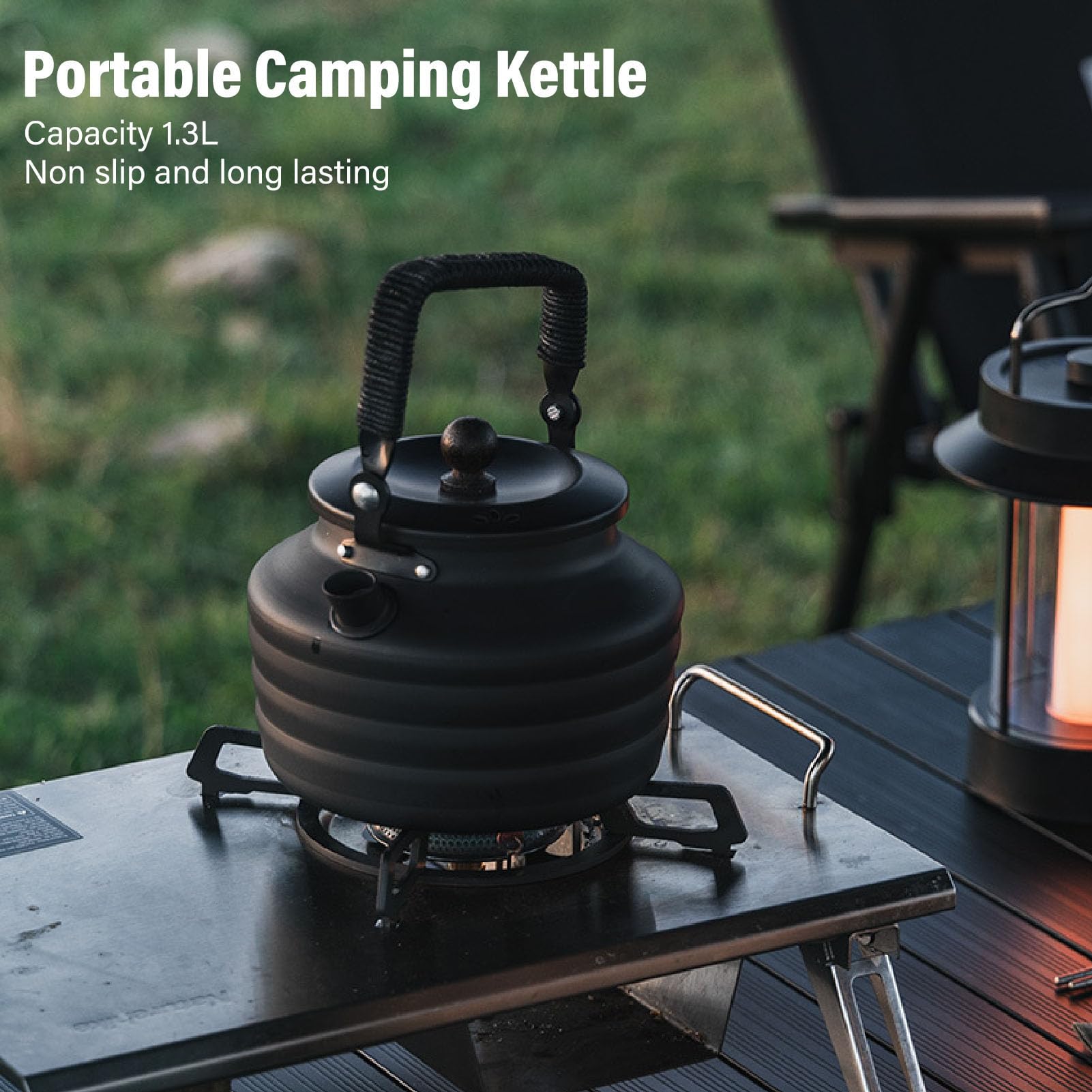 Hervidor de Camping para Fogatas Al Aire, Hervidor de té Grande para Acampar de 1,3 L, Tetera Ligera Portátil con Calentamiento Rápido, Ideal para Senderismo Al Aire, Viajes de Picnic