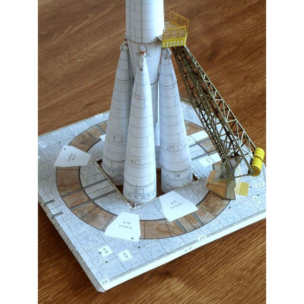 Amazon.co.jp: ELVVT 1：80ロシアのソユーズロケットで発射台の起動