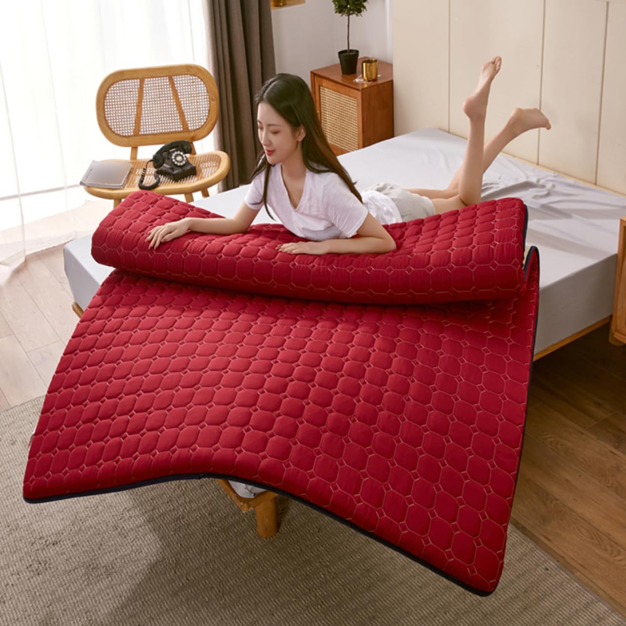 赤のシングルベッド