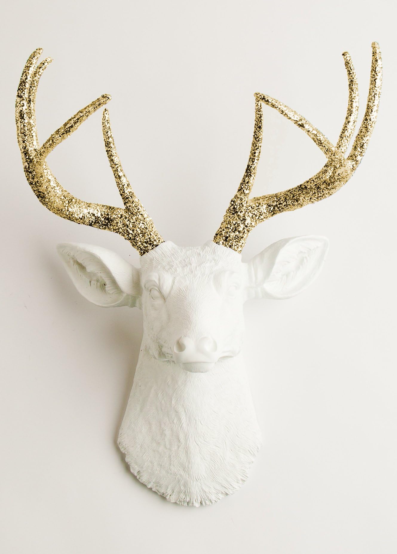 White Faux Taxidermy The Templeton White Faux Deer Wall Sculpture (White/Gold Glitter)
