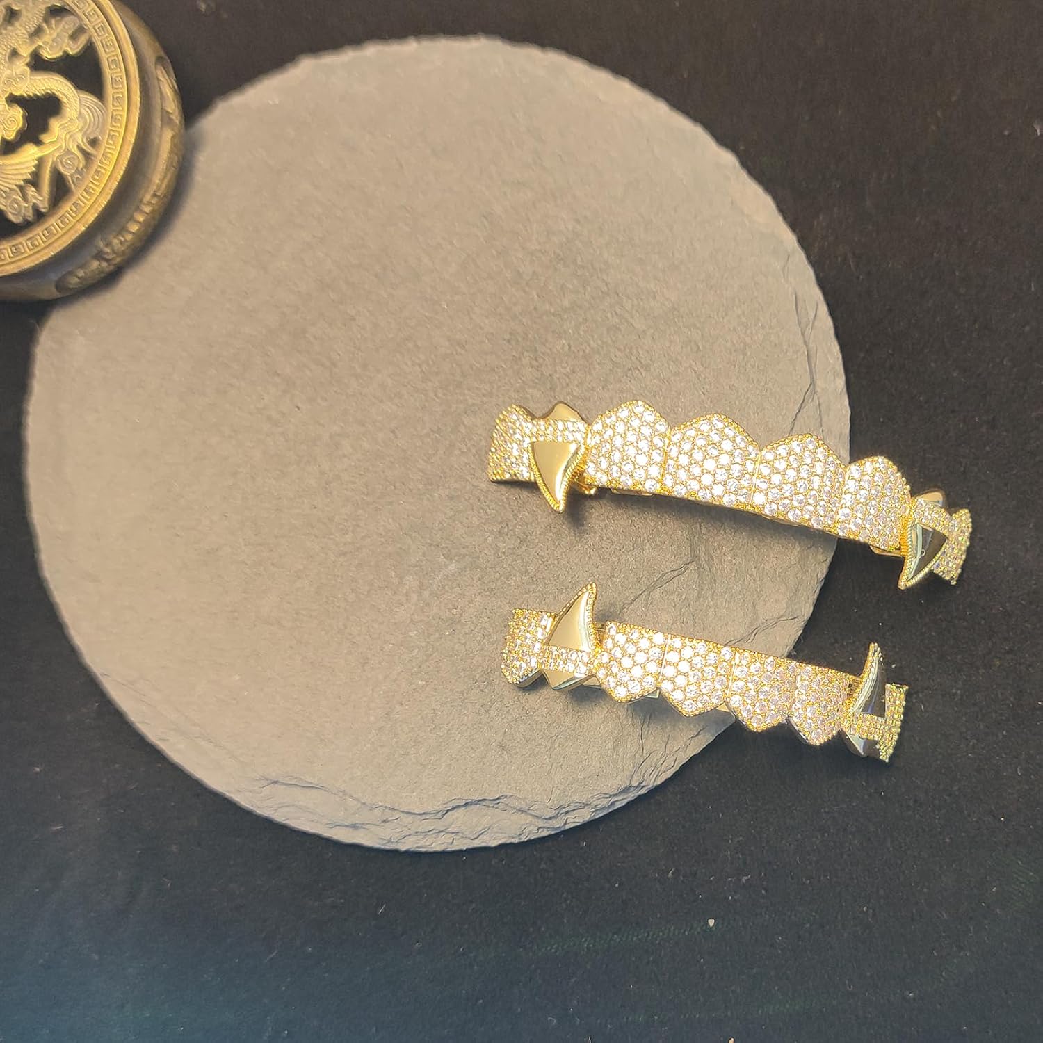 Grillz Teeth 18K Gold Plated Inlaid Shining Zircon Vampire fangs Teeth Hip Hop Street Rapper Grills Tooth Halloween Christmas for Men Women