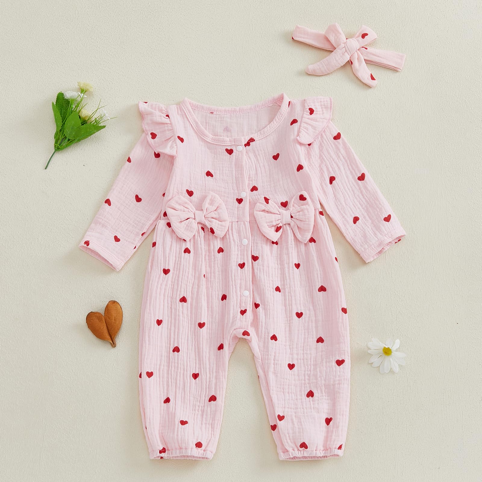 Sasaerucure Infant Baby Girl Valentines Outfit Long Sleeve Heart Jumpsuit Newborn Baby Girl Smocked Bubble Romper + Headband (Pink, 0-3 Months)
