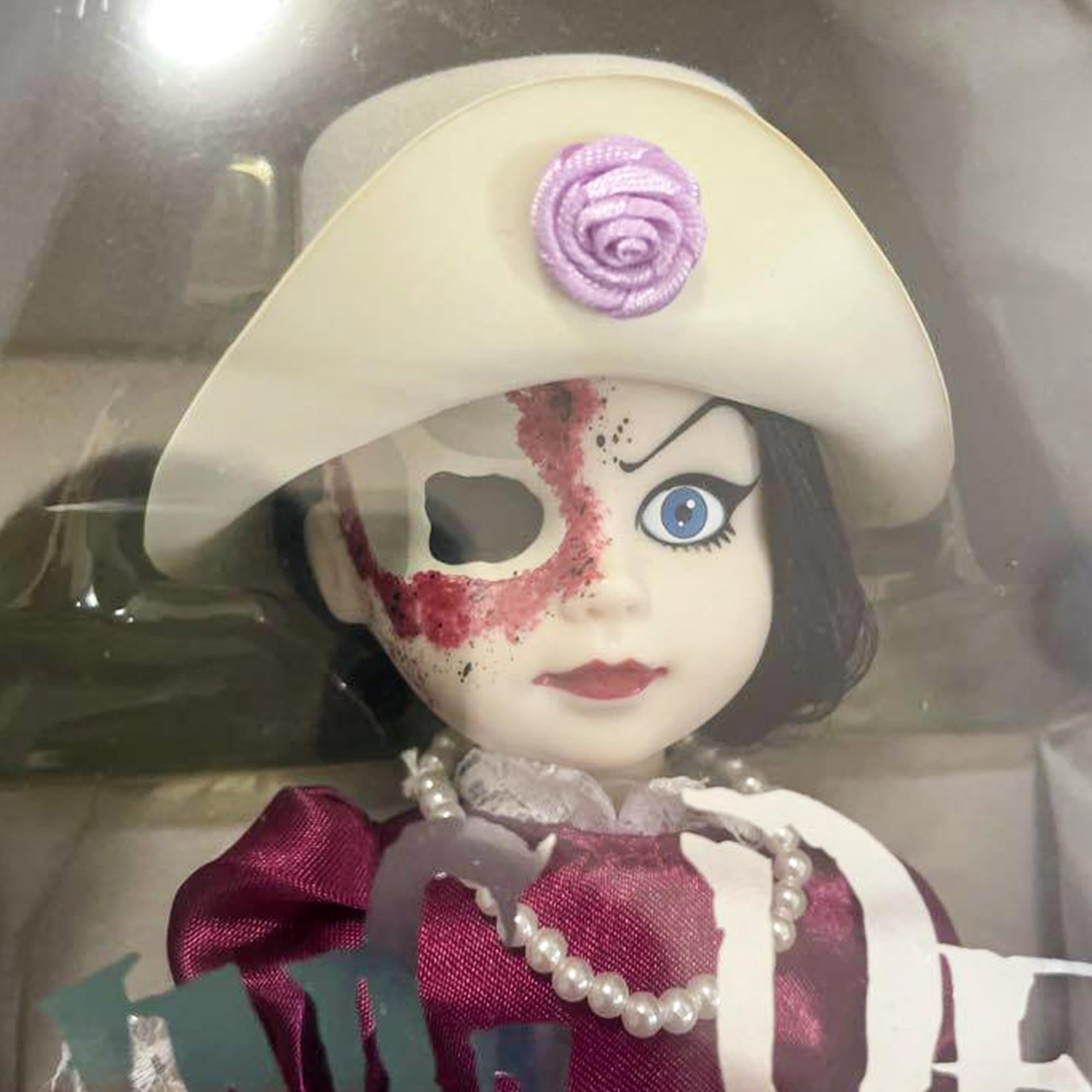 Mezco Toyz Living Dead Dolls Moulin Morgue Maitre Des Morts Series 33