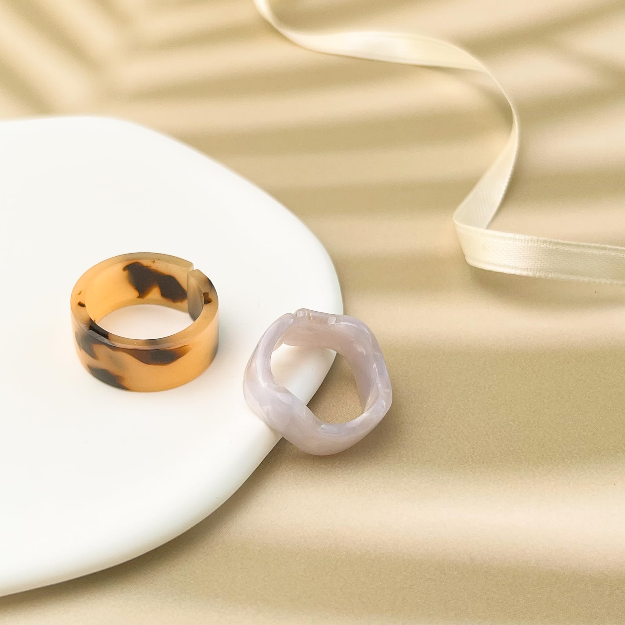 Viva Joya Resin Acrylic Plastic Knuckle Rings for Women, Chunky Trendy Colorful Stackable Jewelry, Statement Dome Thick Rings, Bulk Set