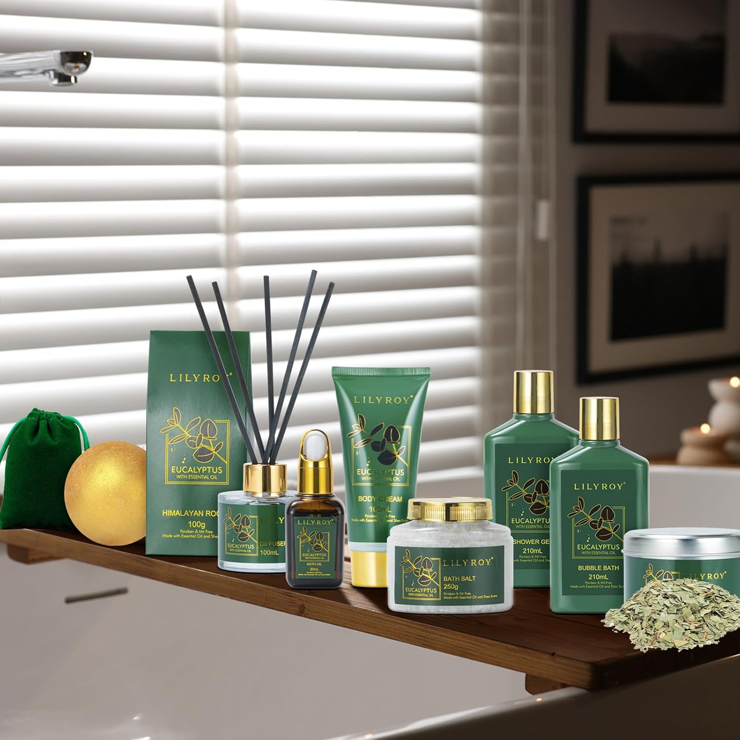 15-piece spa kit with shower gel, bubble bath, and body cream