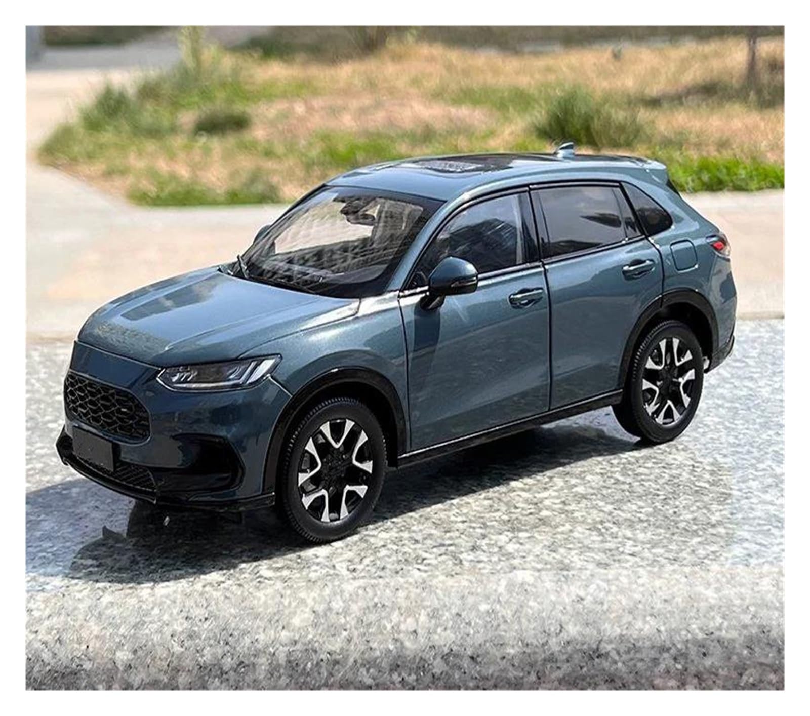 UIFCOG Die Cast Collectible Car Model 1:18 For ZR-V For ZRV SUV Alloy Model Diecasts Metal Vehicles(Cyan)