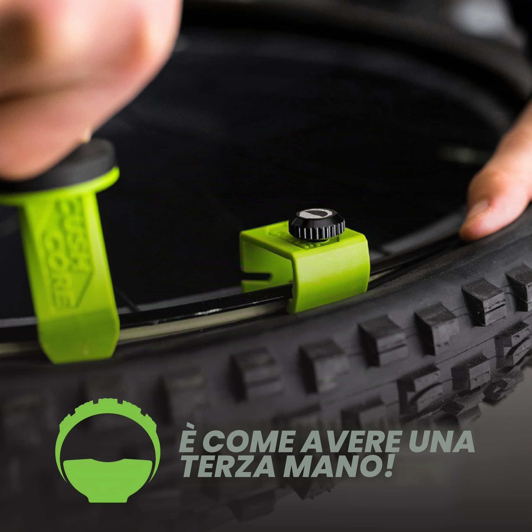 CushCore Bead Bro - Attrezzo per facilitare l'installazione di inserti della ruota, blocca il tallone in posizione, con paracolpi in gomma, plastica resistente, compatibile con ogni ruota (singolo)