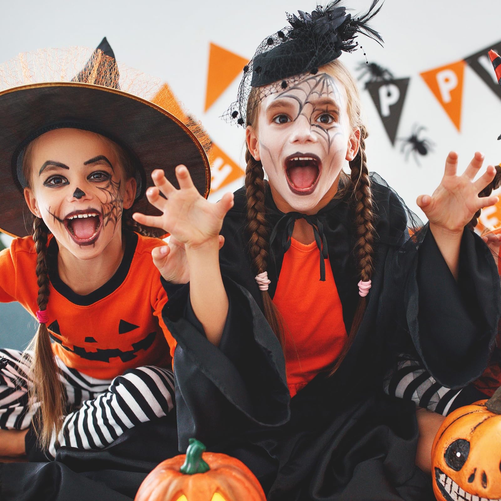 Halloween Make up, Zwart-witte gezichtsverf, Halloween make-upset voor kinderen en volwassenen, bodypainting voor Halloween, carnaval, theater, cosplay, fancy clown, SFX, bodypaint, make-up
