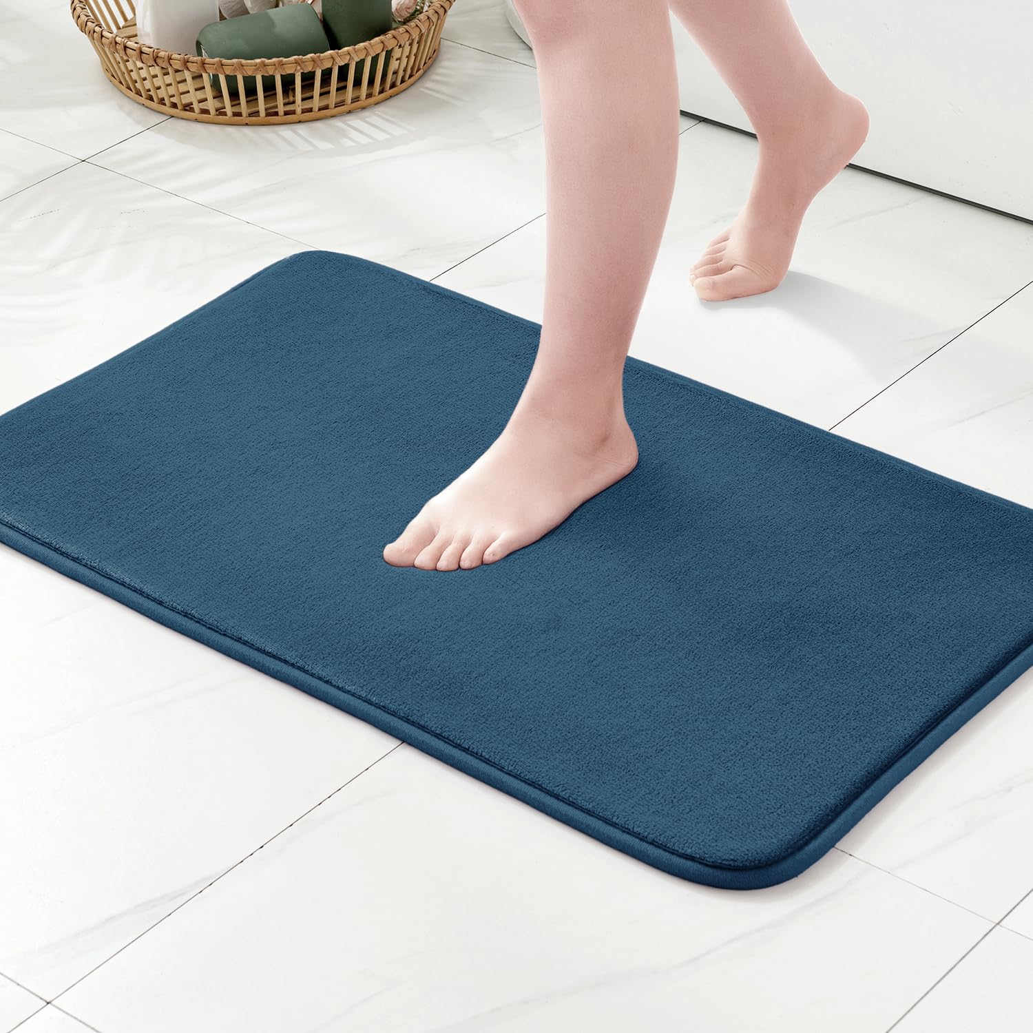 MIULEE Alfombra de Baño Antideslizante de Microfibra y Espuma de Memoria – Suave, Absorbente, de Secado Rápido, Lavable a Máquina – 40x60 cm, Azul Marino
