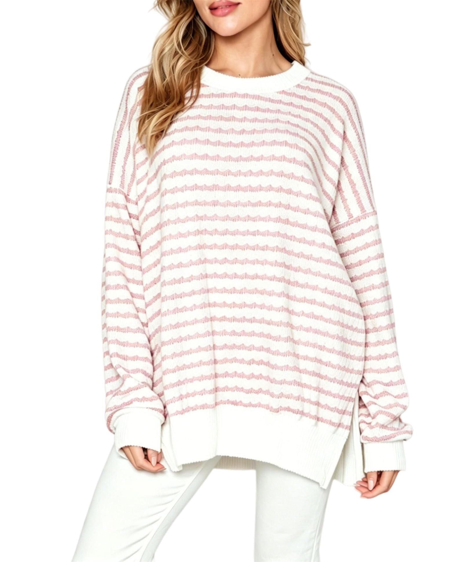 Damski sweter oversize w paski, okrągły dekolt, z rozcięciami po bokach, długi rękaw (różowy, L)