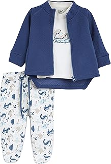 طقم بيجاما مطبوع مكون من تيشيرت وجاكيت وسروال للأولاد الصغار من عبوة واحدة