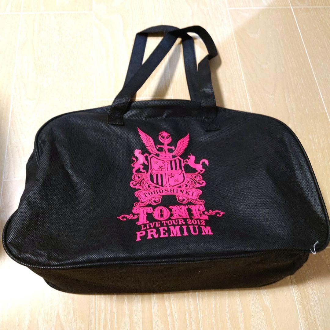 Amazon.co.jp東方神起 プレミアムシート限定ツアーグッズ : おもちゃ