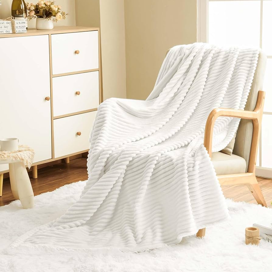 Vessia Flanell-Fleece-Decke Für King-Size-Betten (274,3 X 228,6 Cm), 300 G/m², Salbeigrün Gestreift, Für Erwachsene, Superweich, Warm, Gemütlich