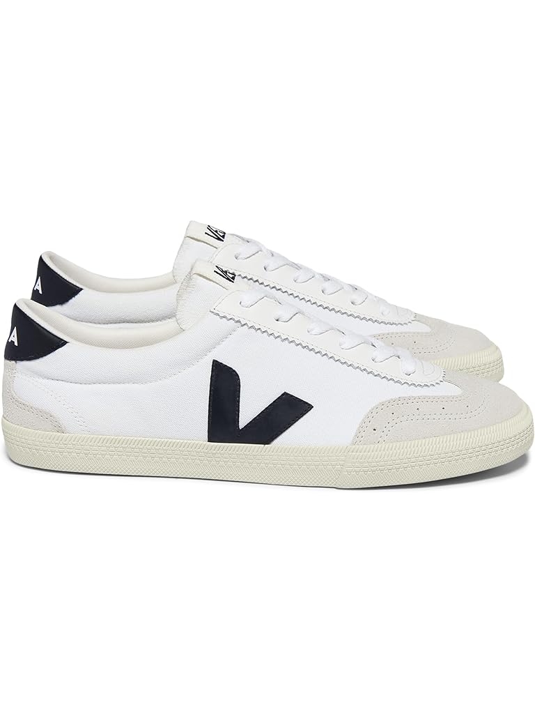 Black VEJA Volley