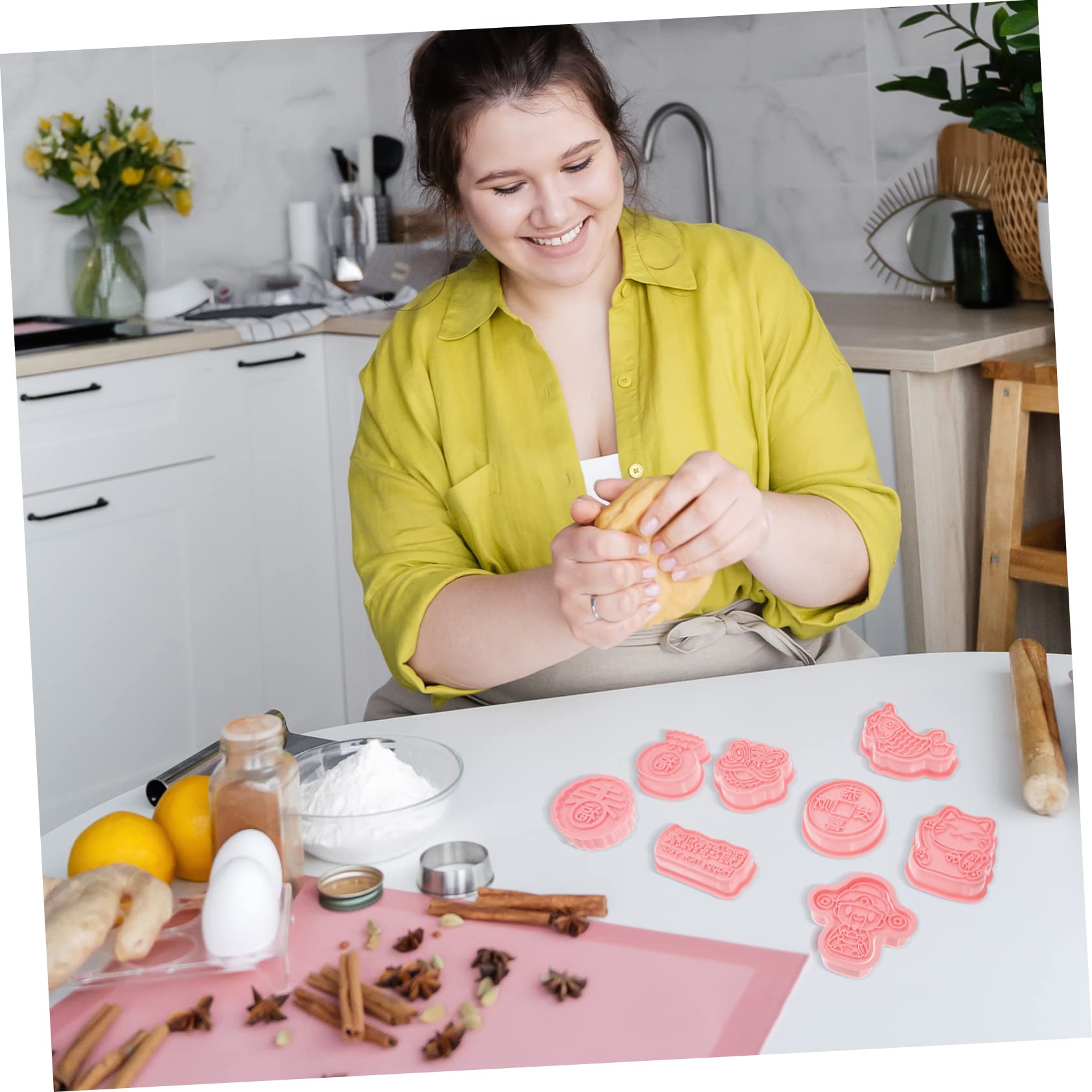 TOPBATHY 32 Pièces Pochoirs Du Nouvel An Biscuit Pratique Moules à Biscuits Décoratifs Biscuits Faits Maison Coupeurs De Gaufrage D'animaux Emporte-pièces Réutilisables Plastique Rose