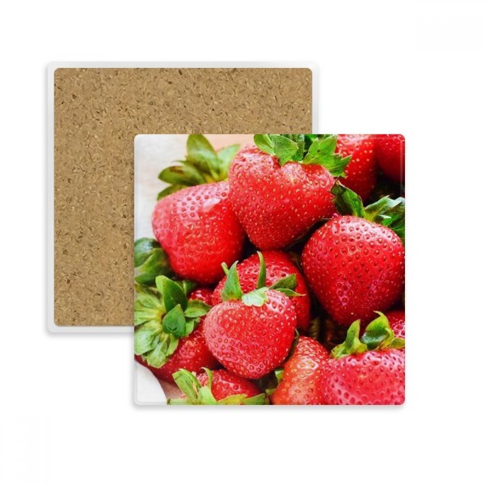 Dessous de verre fraise rouge en pierre absorbante contre les taches d'eau sur vos tables