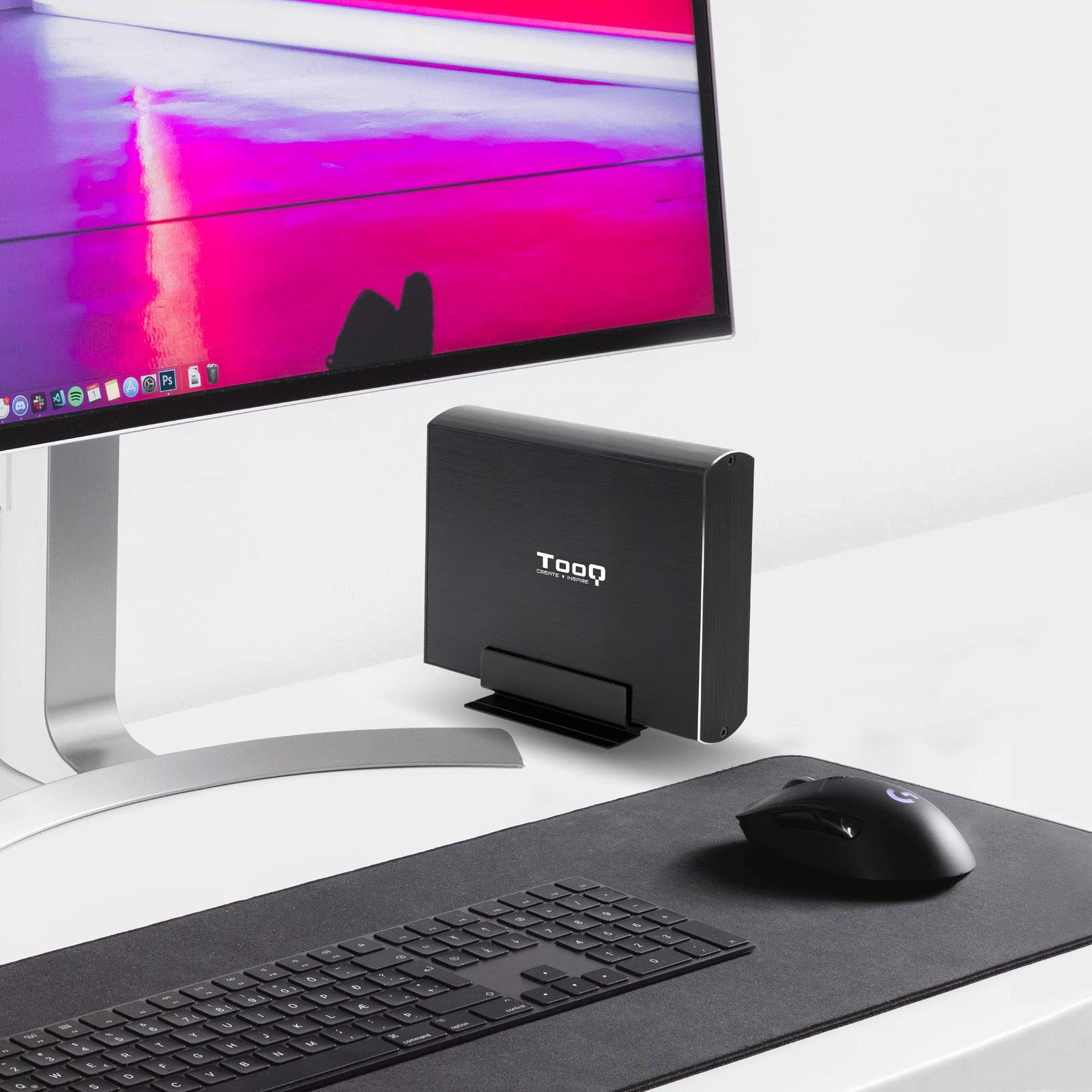 TooQ TQE-3531B - obudowa do 3,5 cala HDD (SATA I/II/III, USB 3.0), aluminium, wyświetlacz LED, czarna