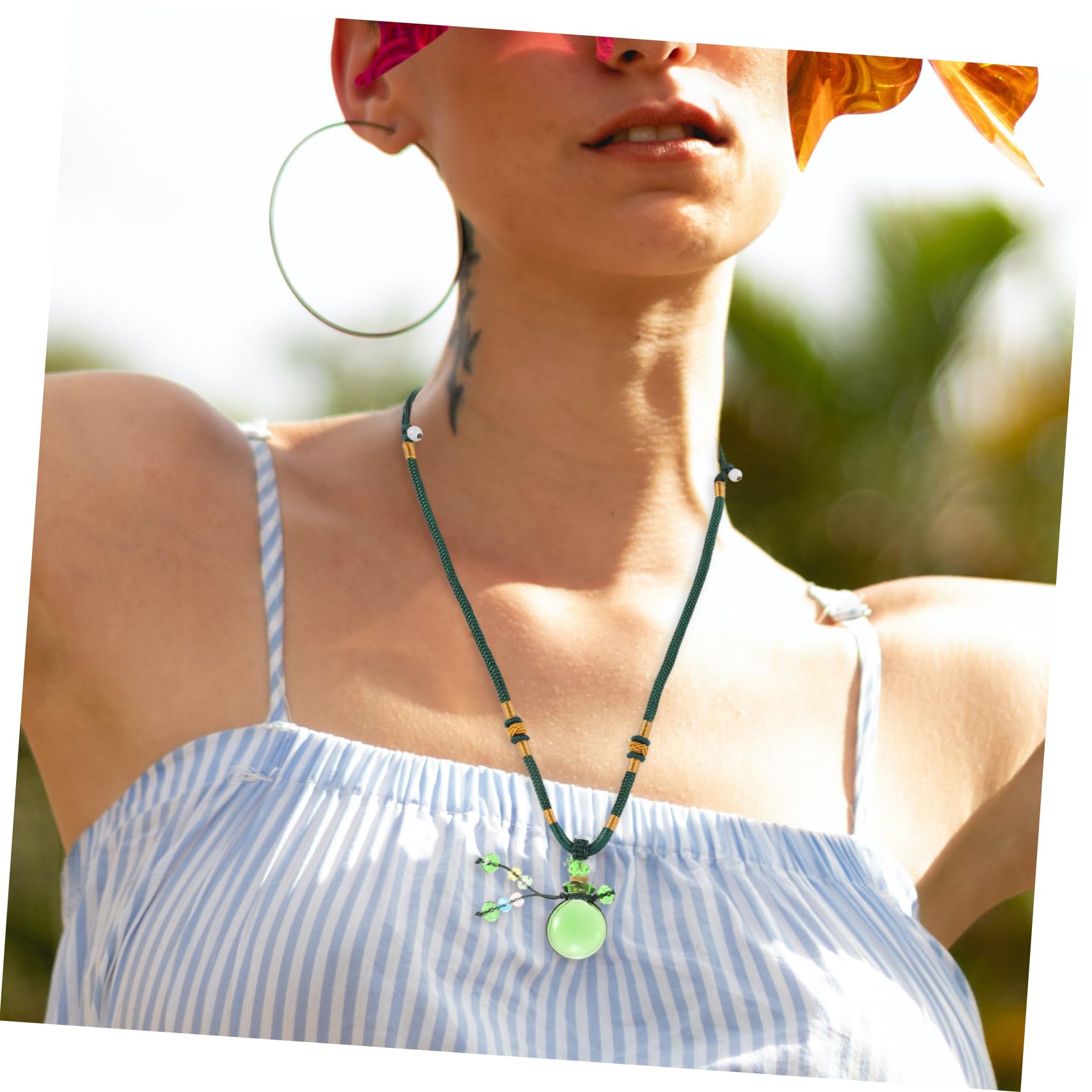 LIFKOME collana bottiglia di olio essenziale ciondolo per collana di oli essenziali catena del medaglione del profumo contenitori collana decorativa per aromaterapia bicchiere